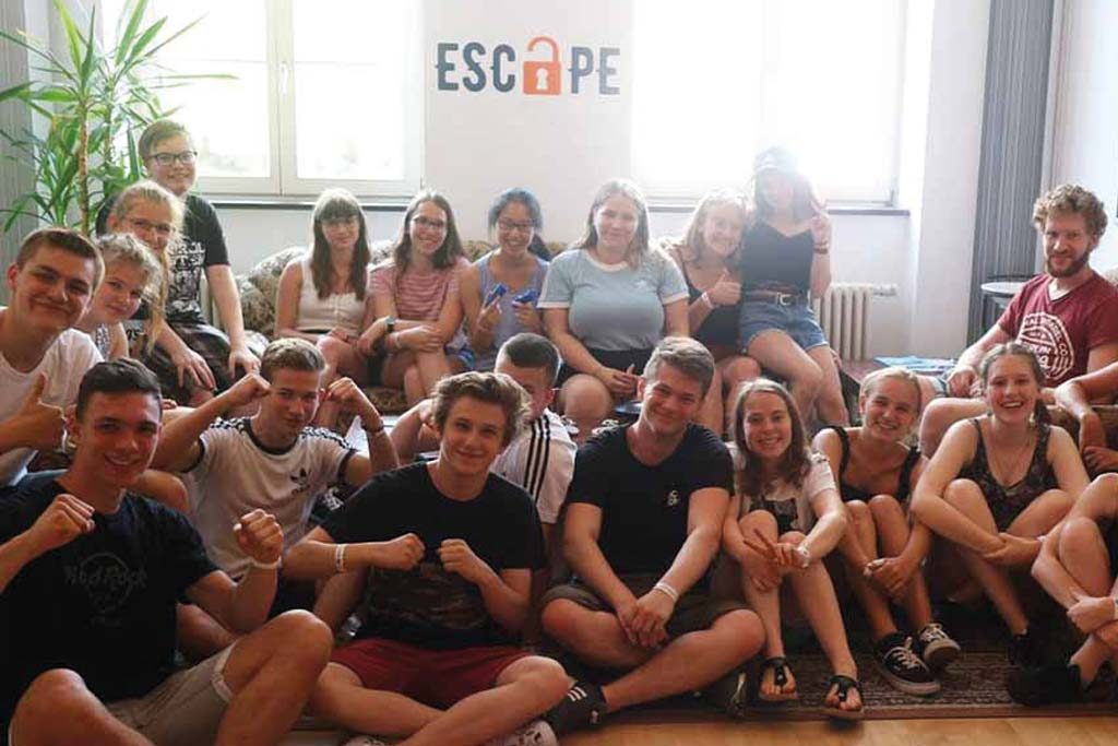 Schulausflug Leipzig, Schülergruppe im Escape Room